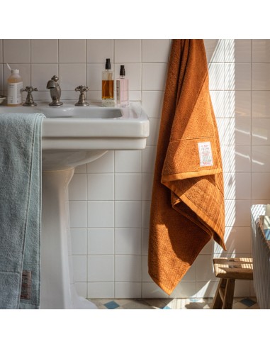 Serviette de bain en éponge - Brique de Sienne Voir les baskets